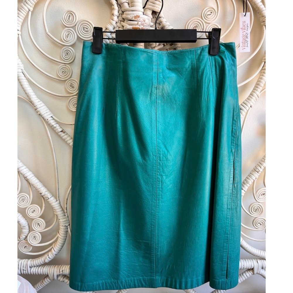 Vintage Midi Skirt ⚡️ Turquoise Leather